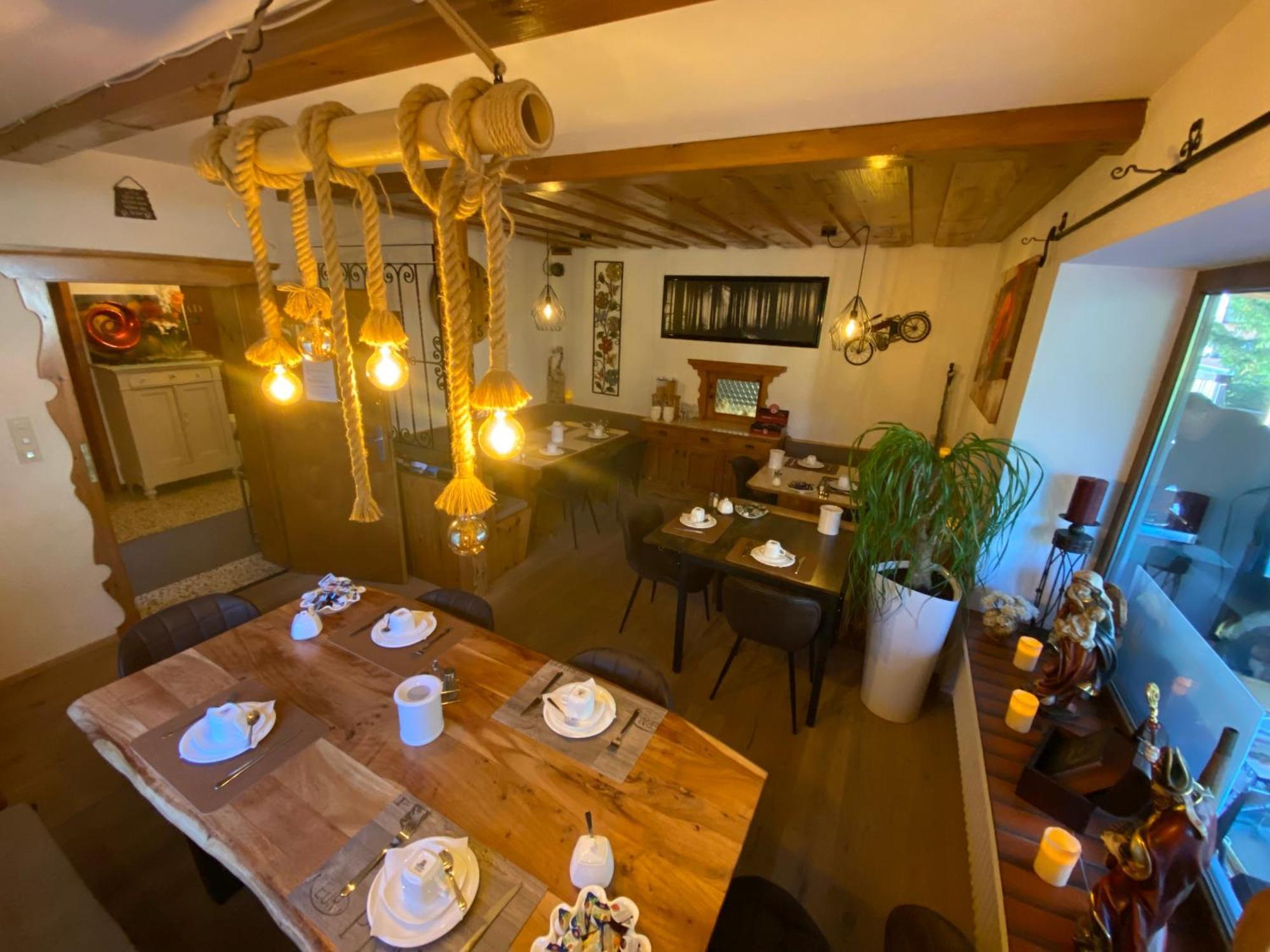 Gaestehaus Schmitt Lahn ภายนอก รูปภาพ